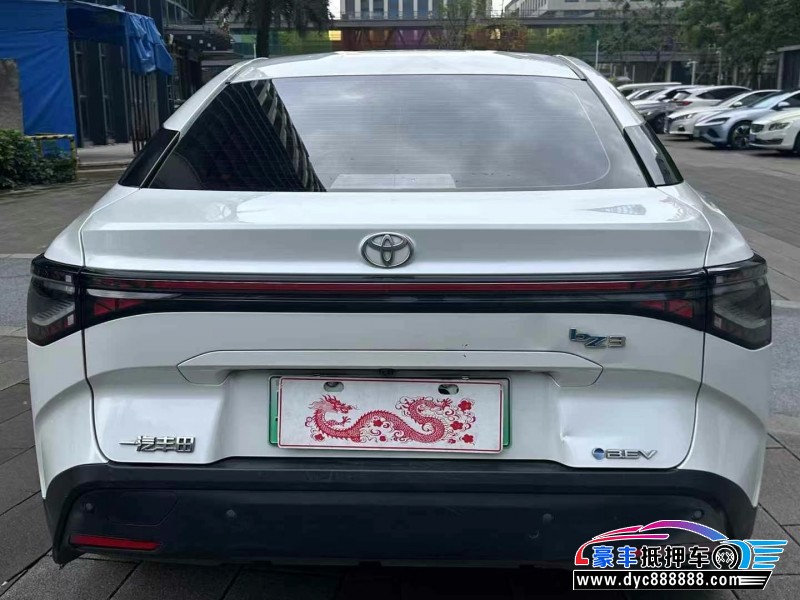 23年丰田BZ3轿车抵押车出售