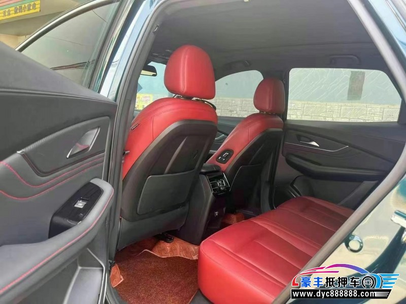 23年东风风行T5轿车抵押车出售