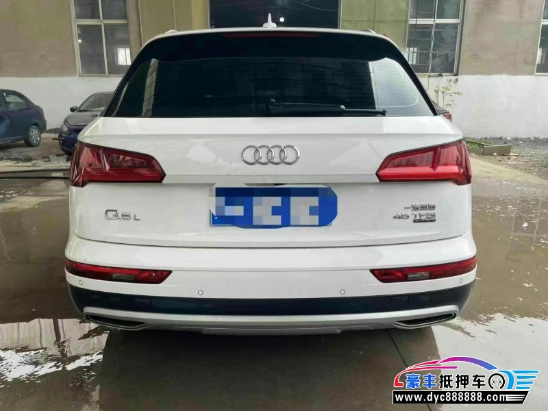 20年奥迪Q5轿车抵押车出售