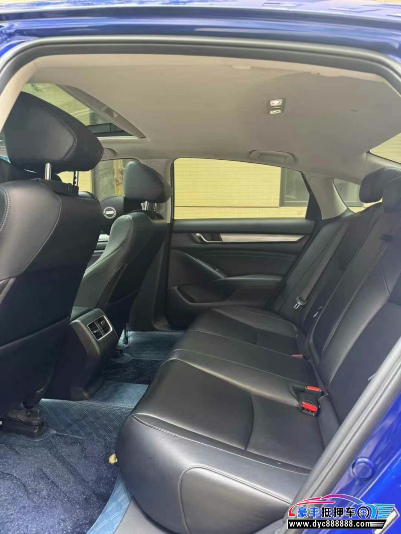 20年本田雅阁轿车抵押车出售