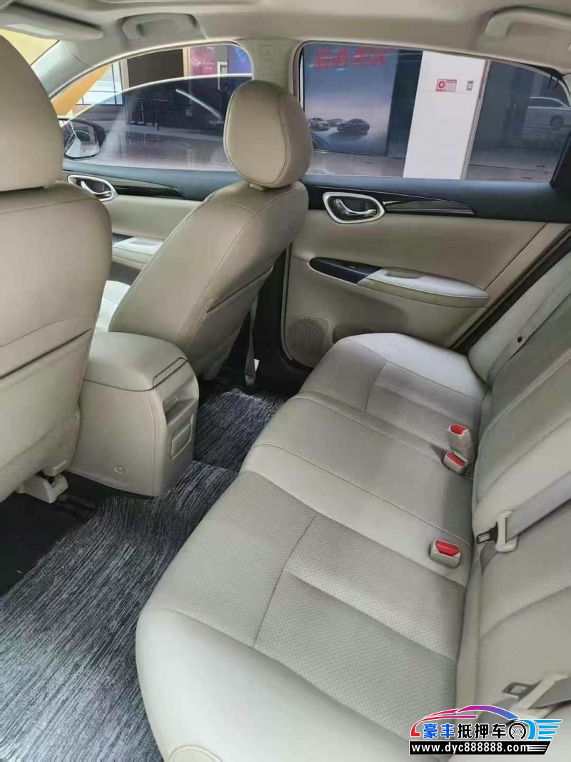 18年日产轩逸轿车抵押车出售