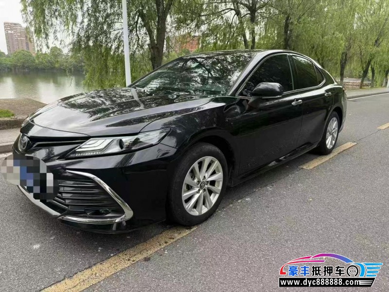22年丰田凯美瑞轿车抵押车出售