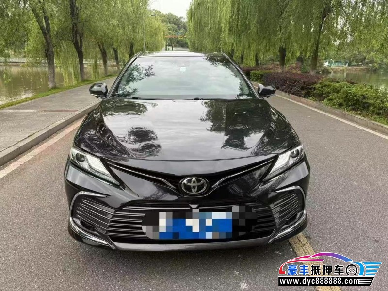 22年丰田凯美瑞轿车抵押车出售