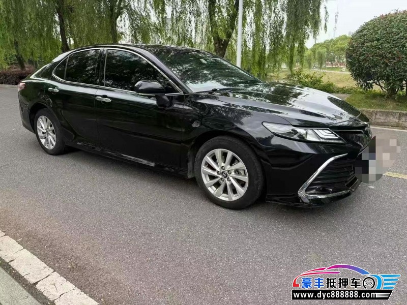 22年丰田凯美瑞轿车抵押车出售