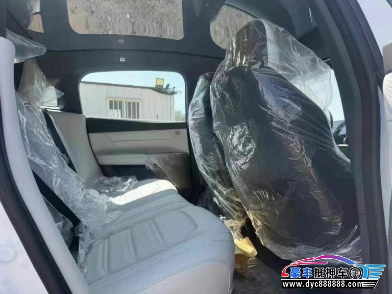 25年东风奕派007轿车抵押车出售