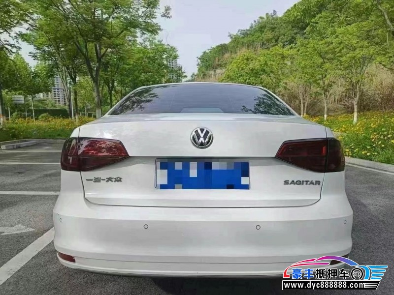 19年大众速腾轿车抵押车出售