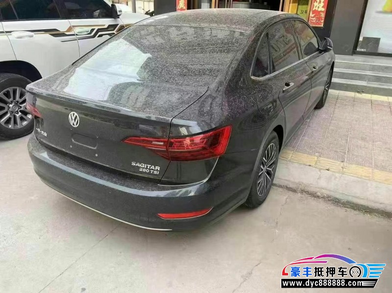 19年大众速腾轿车抵押车出售