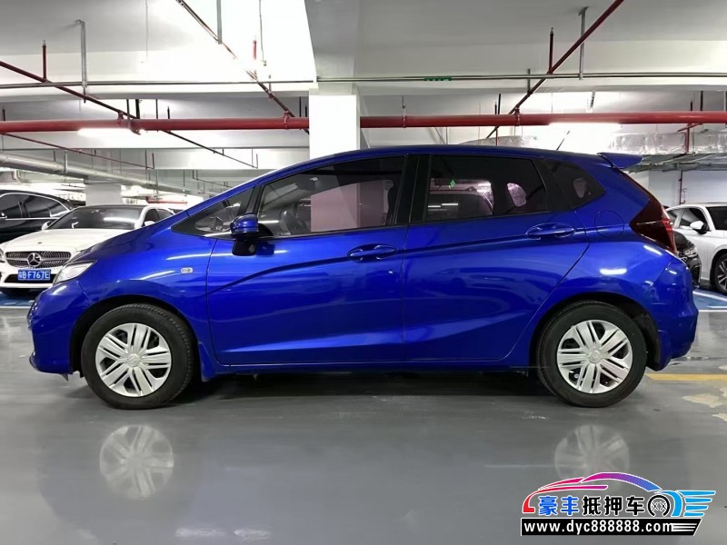 18年本田飞度轿车抵押车出售