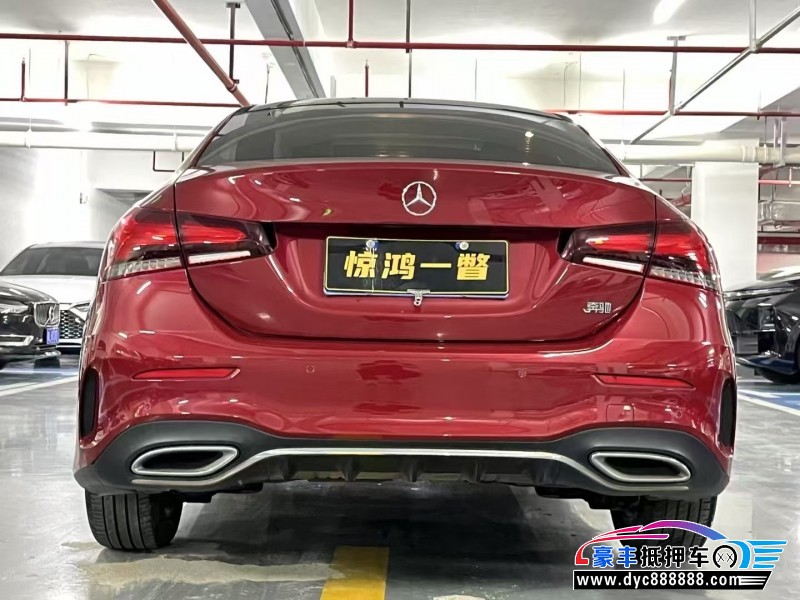 20年奔驰A轿车抵押车出售