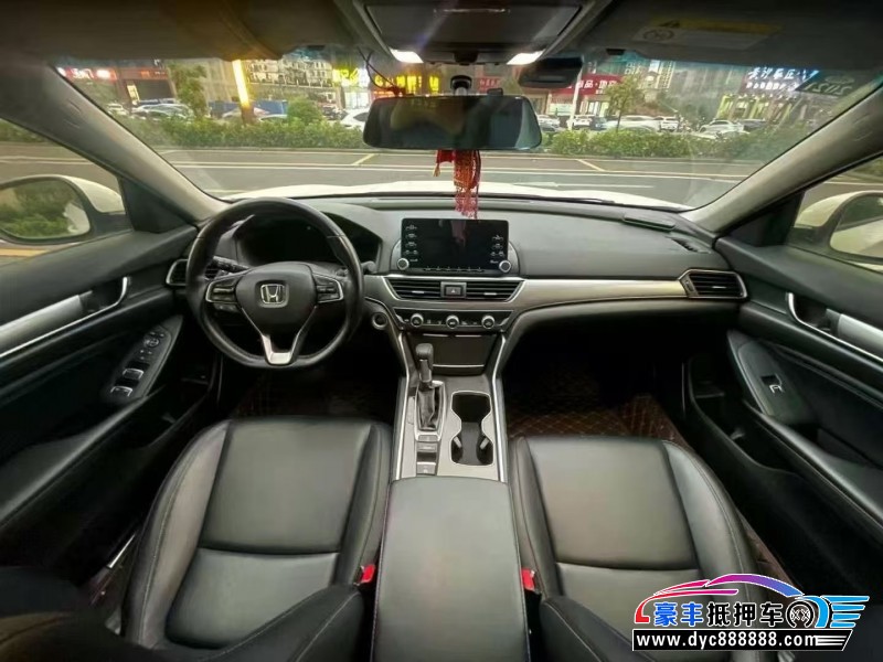 19年本田雅阁轿车抵押车出售