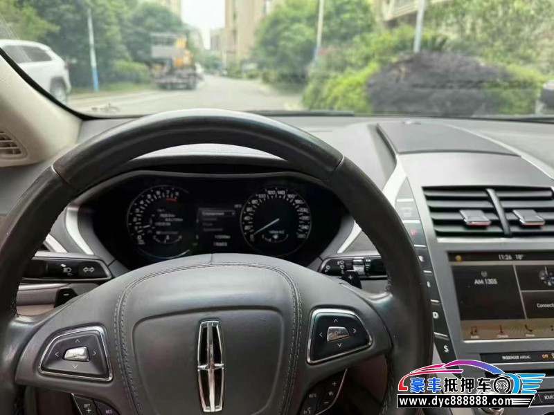 16年林肯MKZ轿车抵押车出售