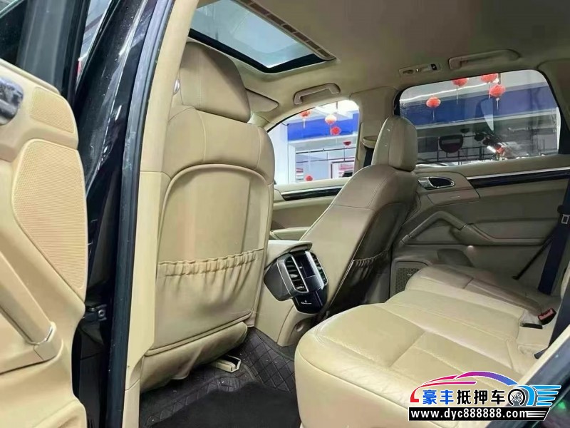 12年保时捷卡宴轿车抵押车出售