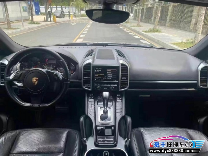 11年保时捷卡宴轿车抵押车出售