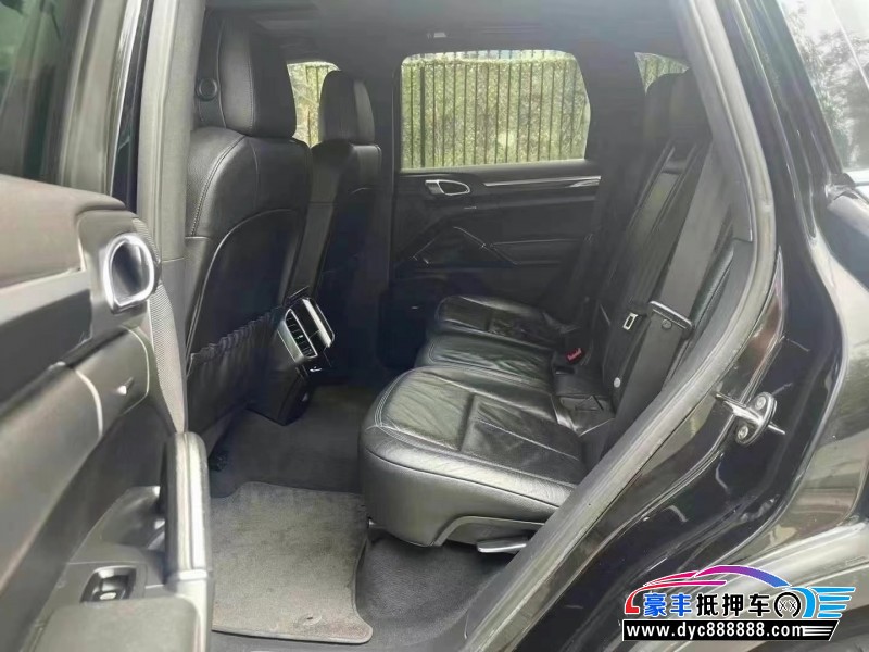 11年保时捷卡宴轿车抵押车出售