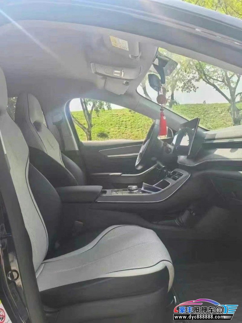 24年比亚迪驱逐舰轿车抵押车出售