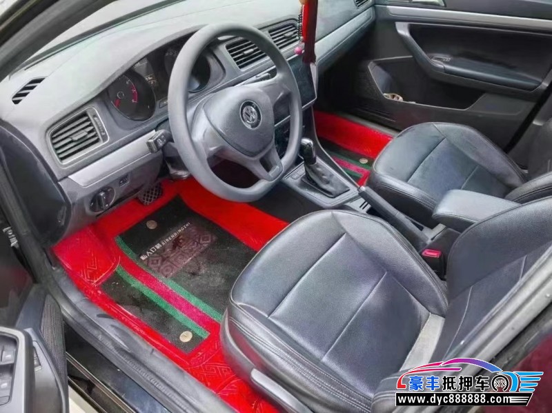 16年大众朗逸轿车抵押车出售