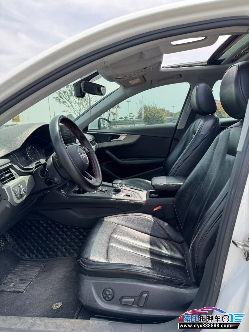 20年奥迪A4L轿车抵押车出售