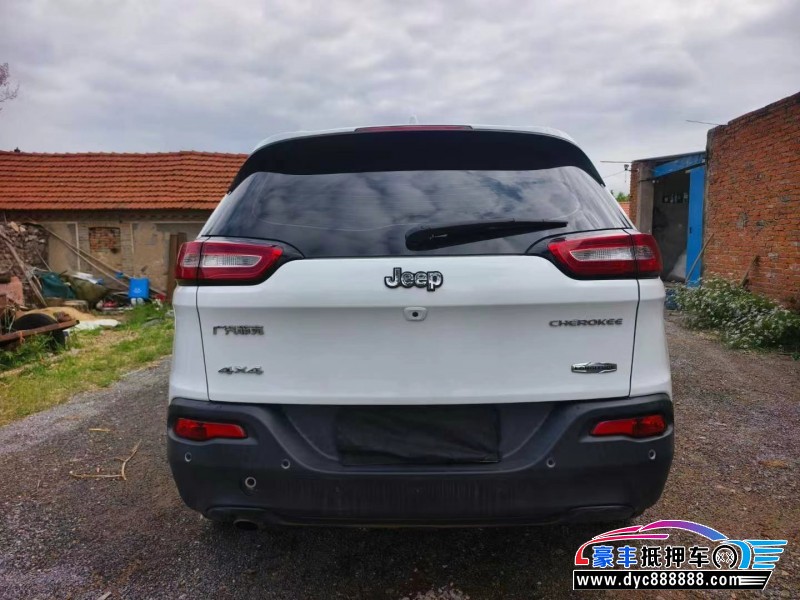 16年Jeep自由光SUV抵押车出售