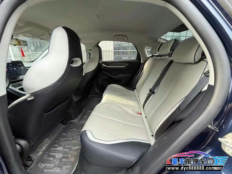 24年比亚迪驱逐舰轿车抵押车出售