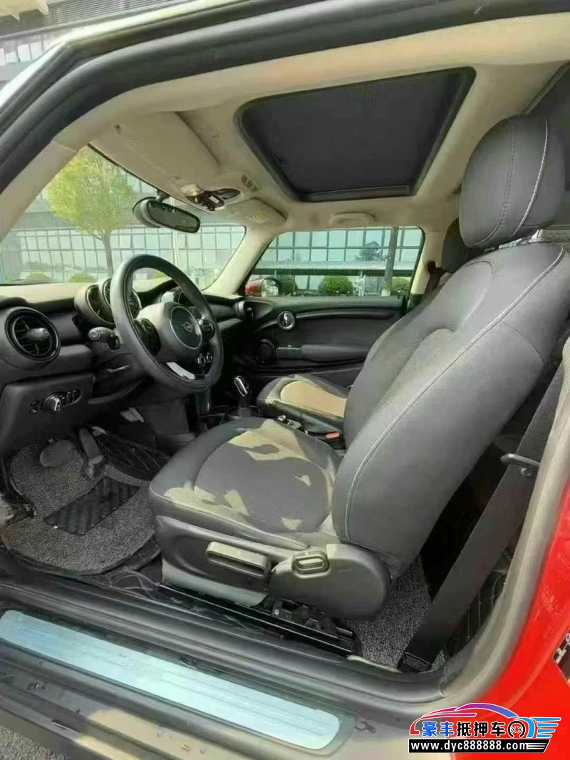 21年宝马MINISUV抵押车出售