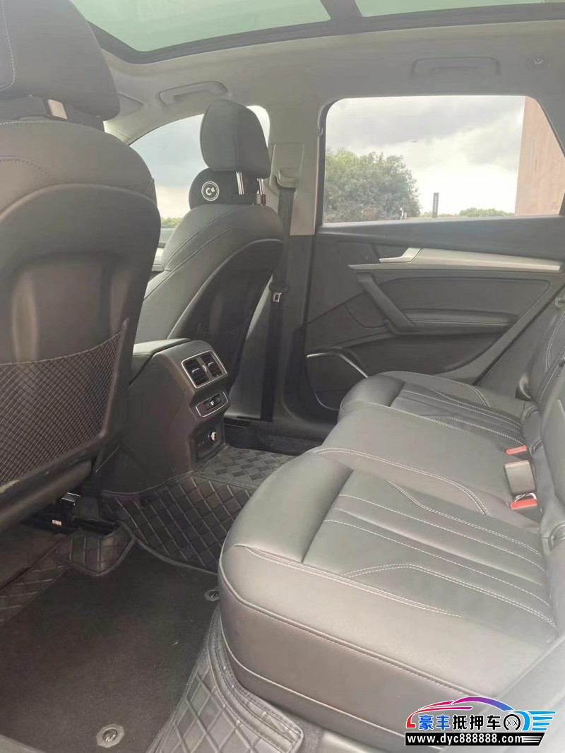 23年奥迪Q5SUV抵押车出售