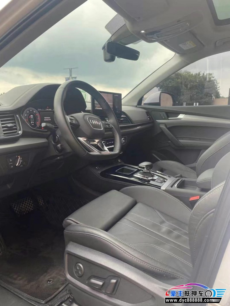 23年奥迪Q5SUV抵押车出售