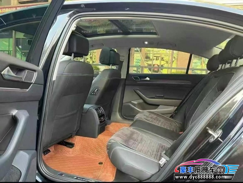 22年大众迈腾轿车抵押车出售