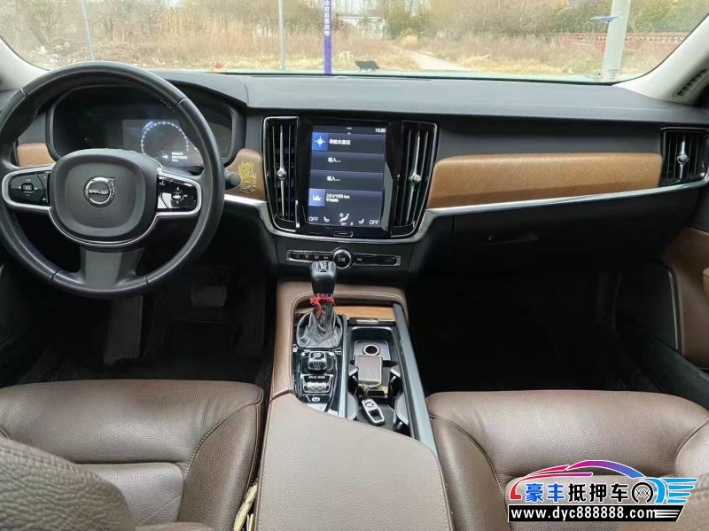 19年沃尔沃S90轿车抵押车出售