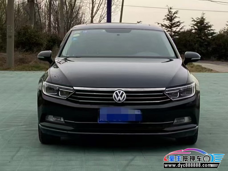 18年大众迈腾轿车抵押车出售