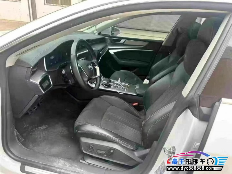 23年奥迪A7轿车抵押车出售