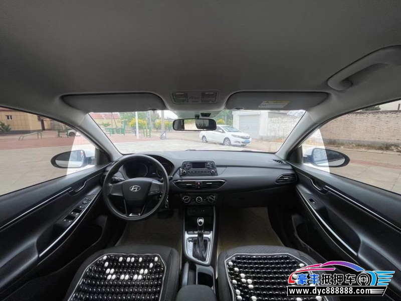 20年现代悦动轿车抵押车出售