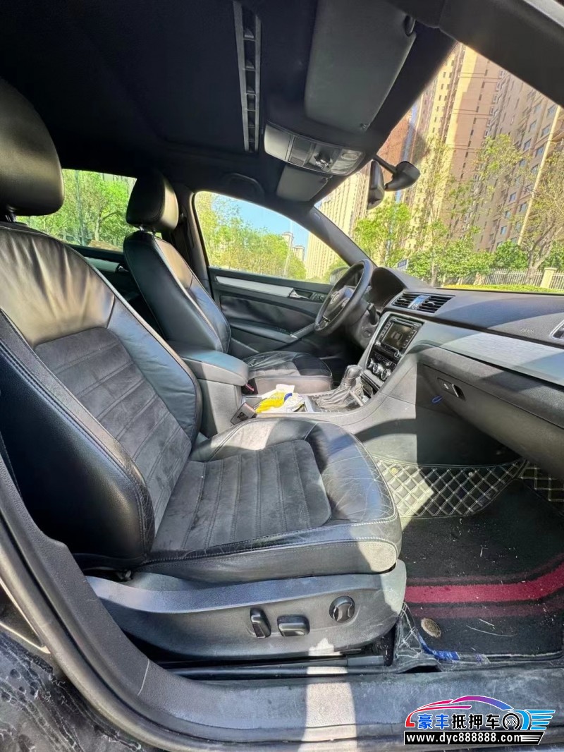 12年大众帕萨特轿车抵押车出售