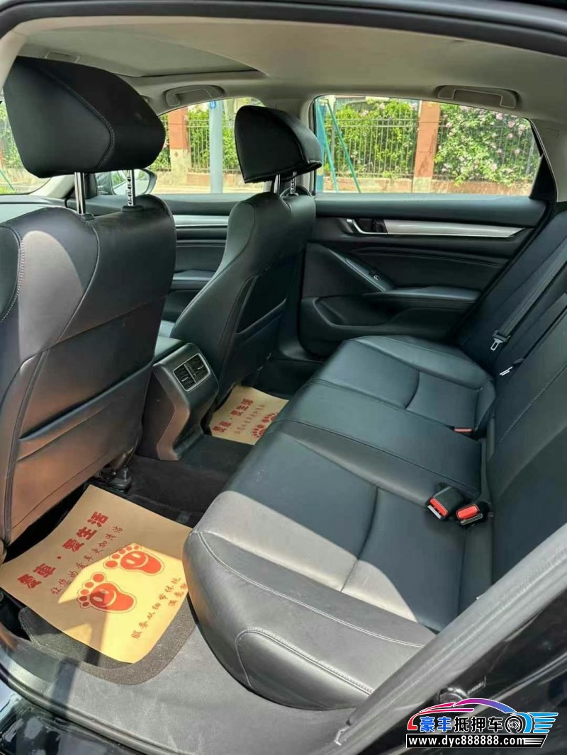 21年本田雅阁轿车抵押车出售