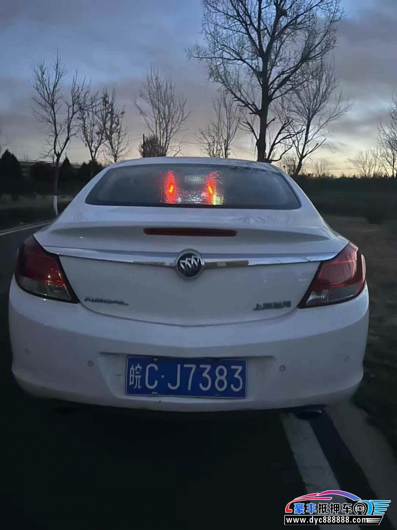 12年别克君威轿车抵押车出售