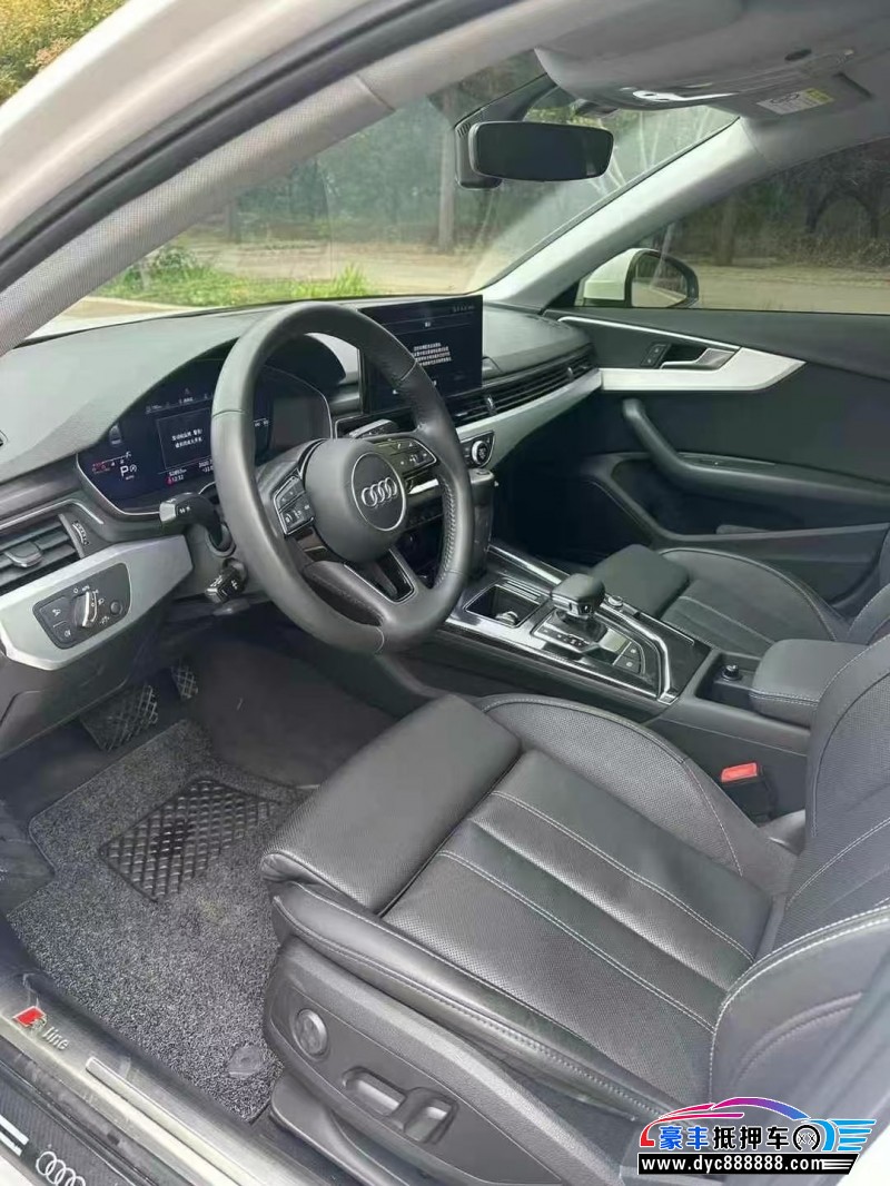 20年奥迪A4L轿车抵押车出售