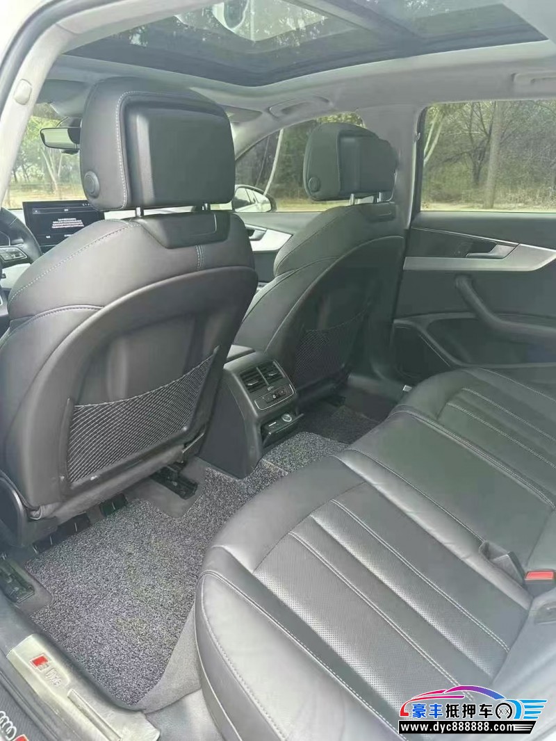 20年奥迪A4L轿车抵押车出售