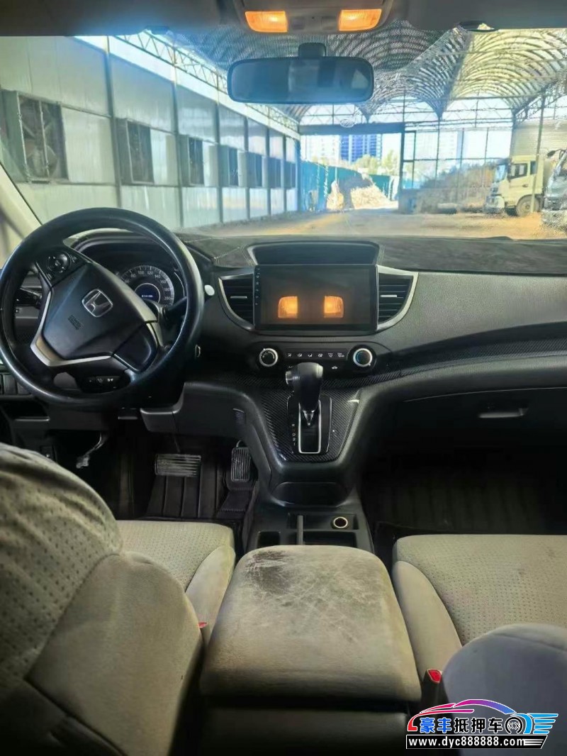 14年本田CR-V轿车抵押车出售