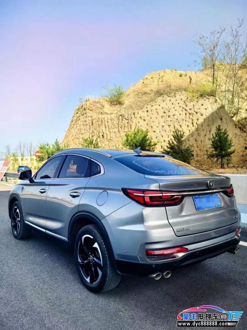 19年长安长安cs85轿车抵押车出售