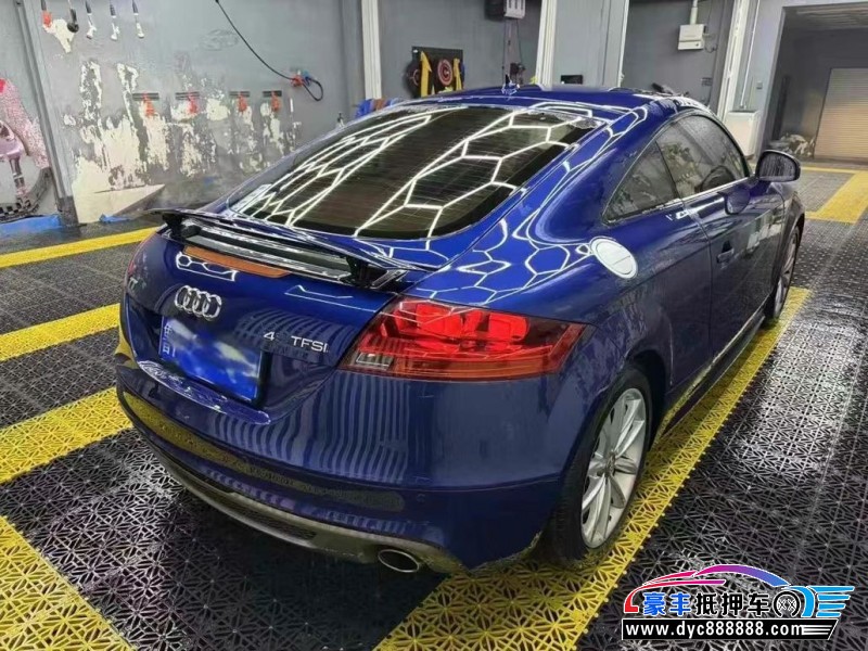 14年奥迪TT轿车抵押车出售