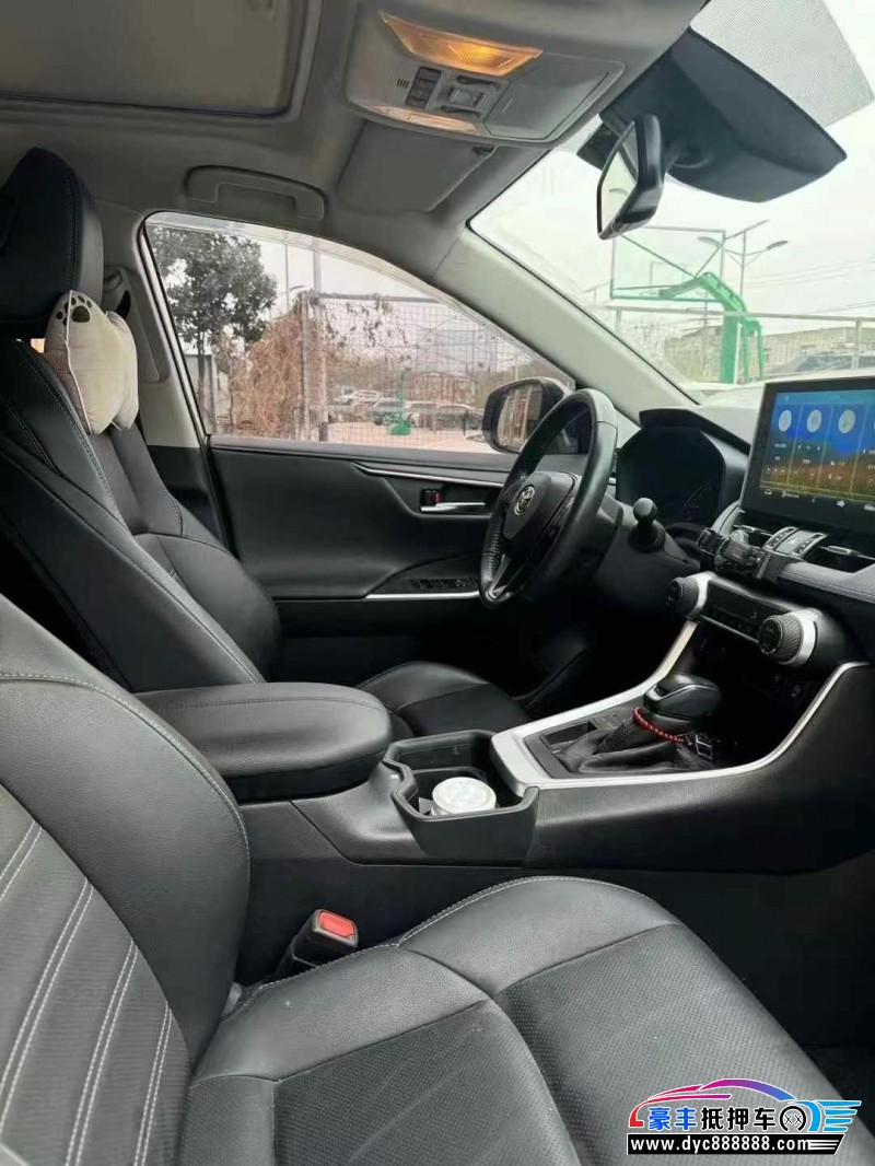 20年丰田威兰达轿车抵押车出售