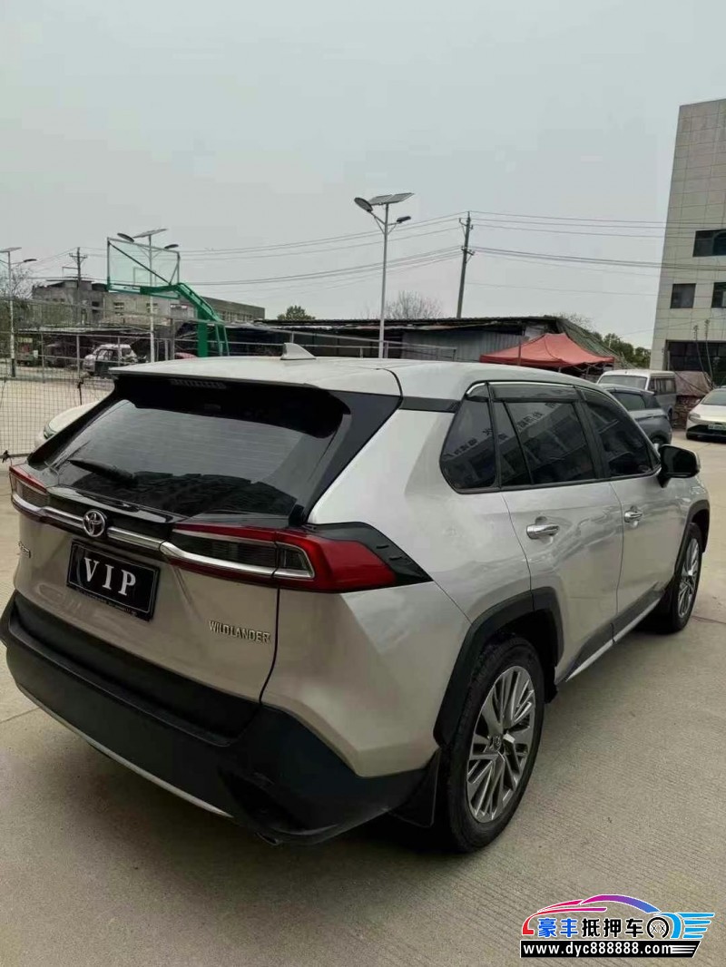 20年丰田威兰达轿车抵押车出售