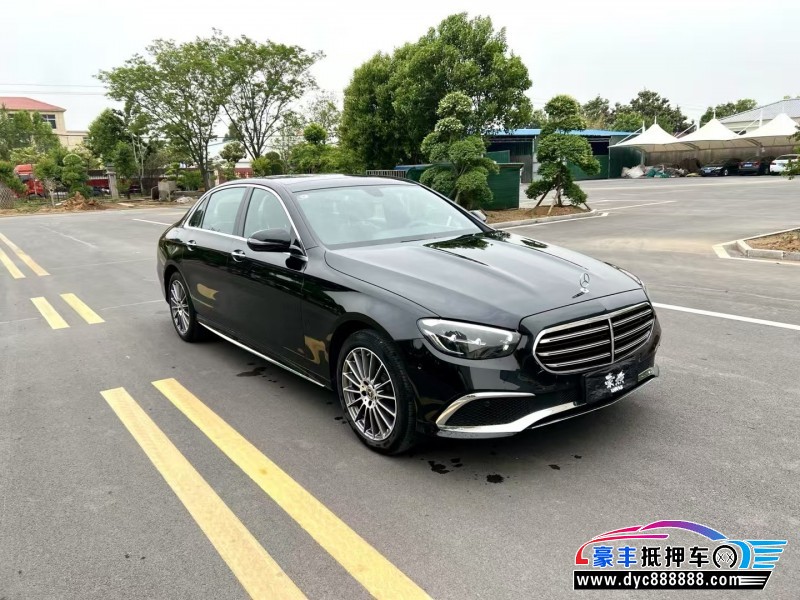 22年奔驰E轿车抵押车出售