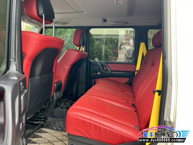 17年奔驰G轿车抵押车出售