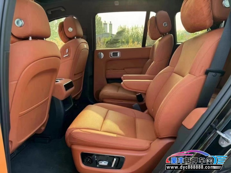 24年理想L8轿车抵押车出售