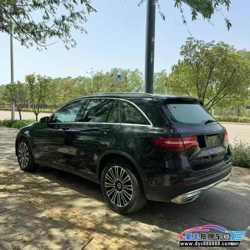 18年奔驰GLC轿车抵押车出售