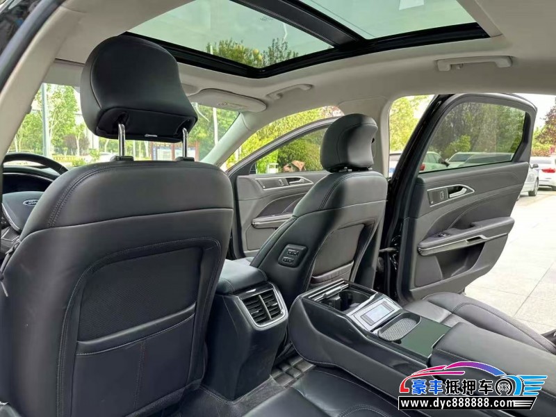 21年福特金牛座轿车抵押车出售