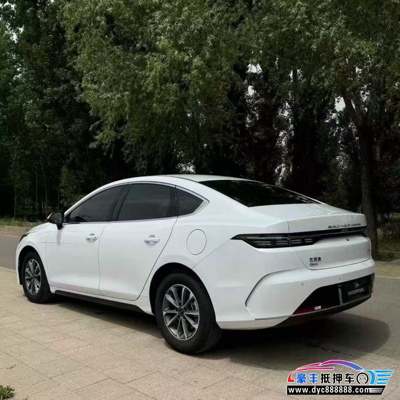 24年比亚迪驱逐舰轿车抵押车出售