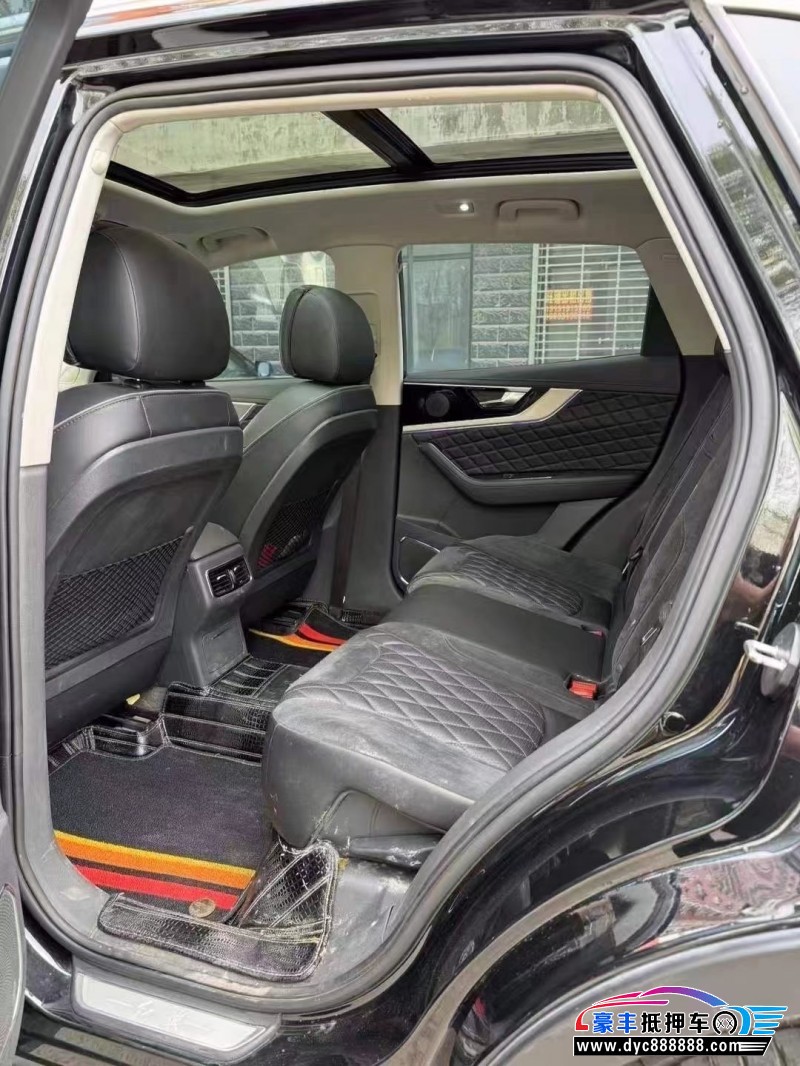 20年红旗HS5轿车抵押车出售