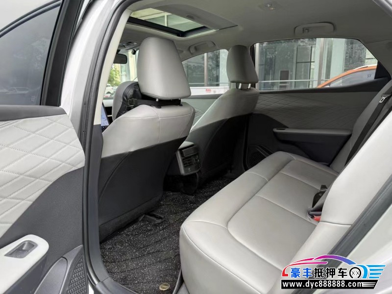 24年丰田BZ3轿车抵押车出售