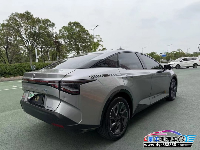 24年丰田BZ3轿车抵押车出售